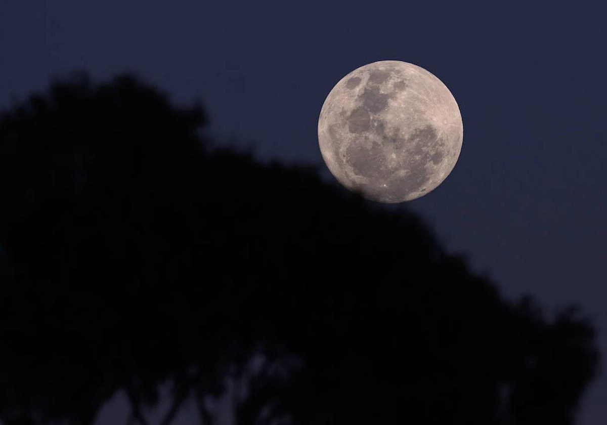 Superluna azul de agosto ¿por qué se llama así y cuándo se podrá ver